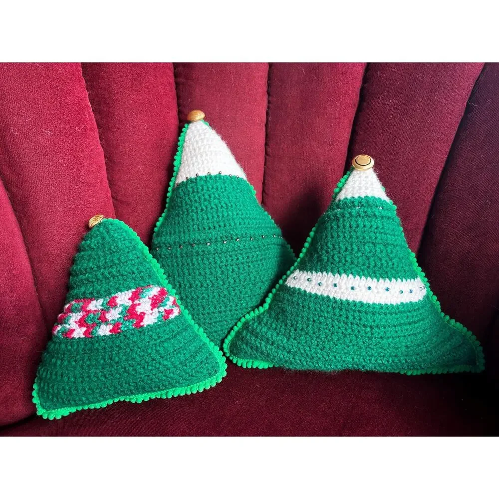 Reversible Handmade Tree Shaped Throw Pillow Set: Green Holiday Home Decor